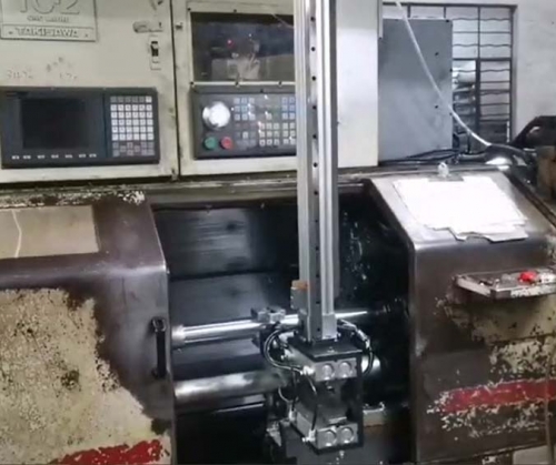 上海升降料倉桁架機械手